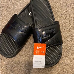 NWR Nike Benassi JDI